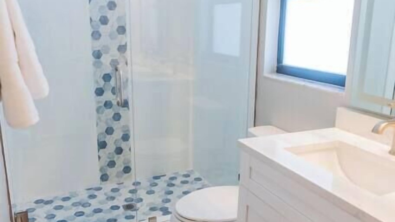 Photo of Bathroom in Naples Park