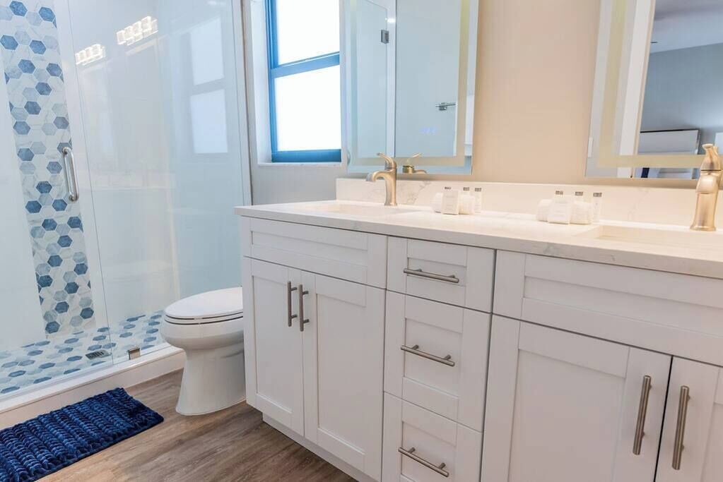 Photo of Bathroom in Naples Park
