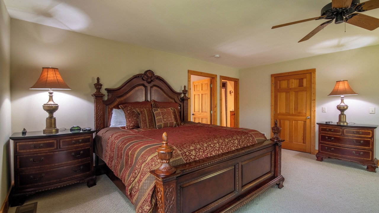 Photo of Bedroom in Cullowhee