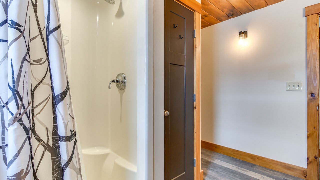 Photo of Bathroom in Errol