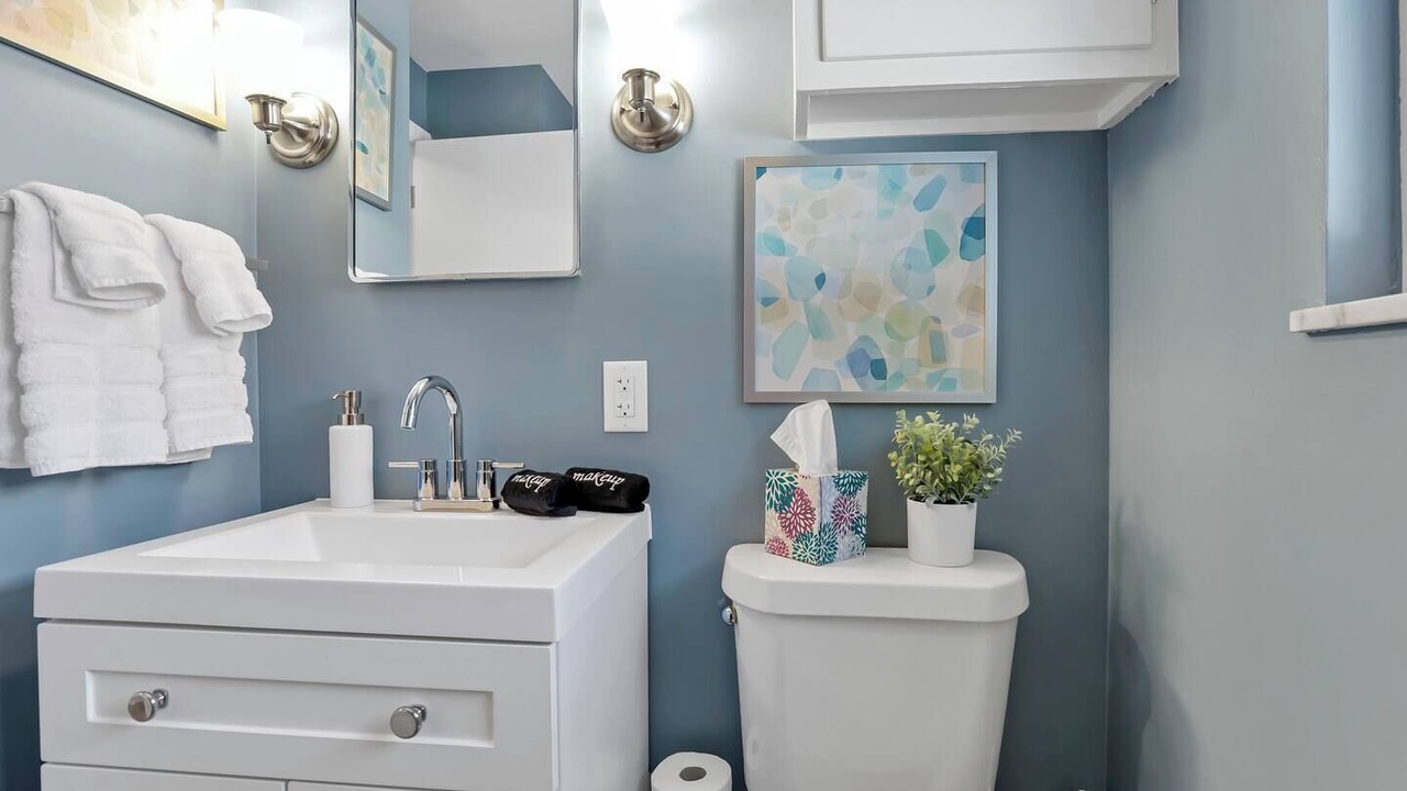 Photo of Bathroom in Sharon Heights