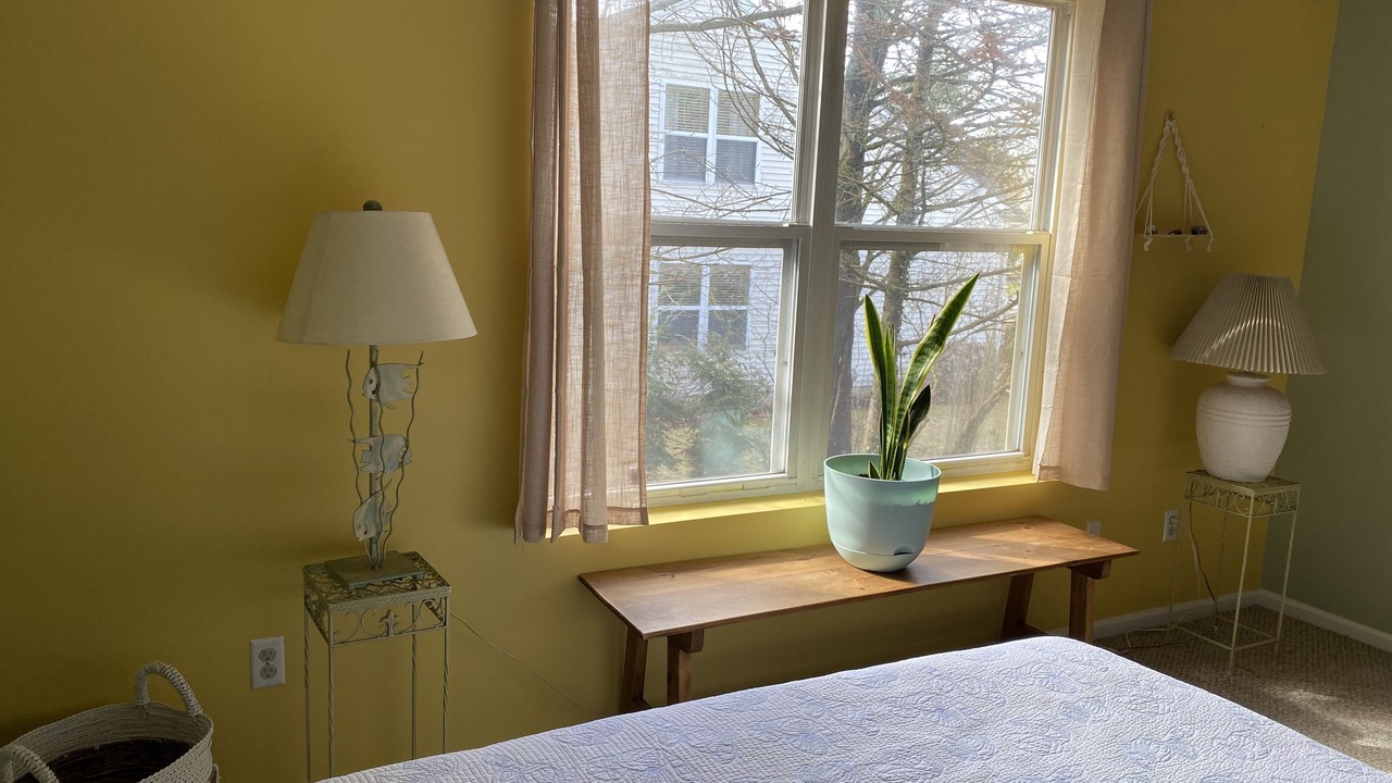 Photo of Bedroom in Geyser Crest