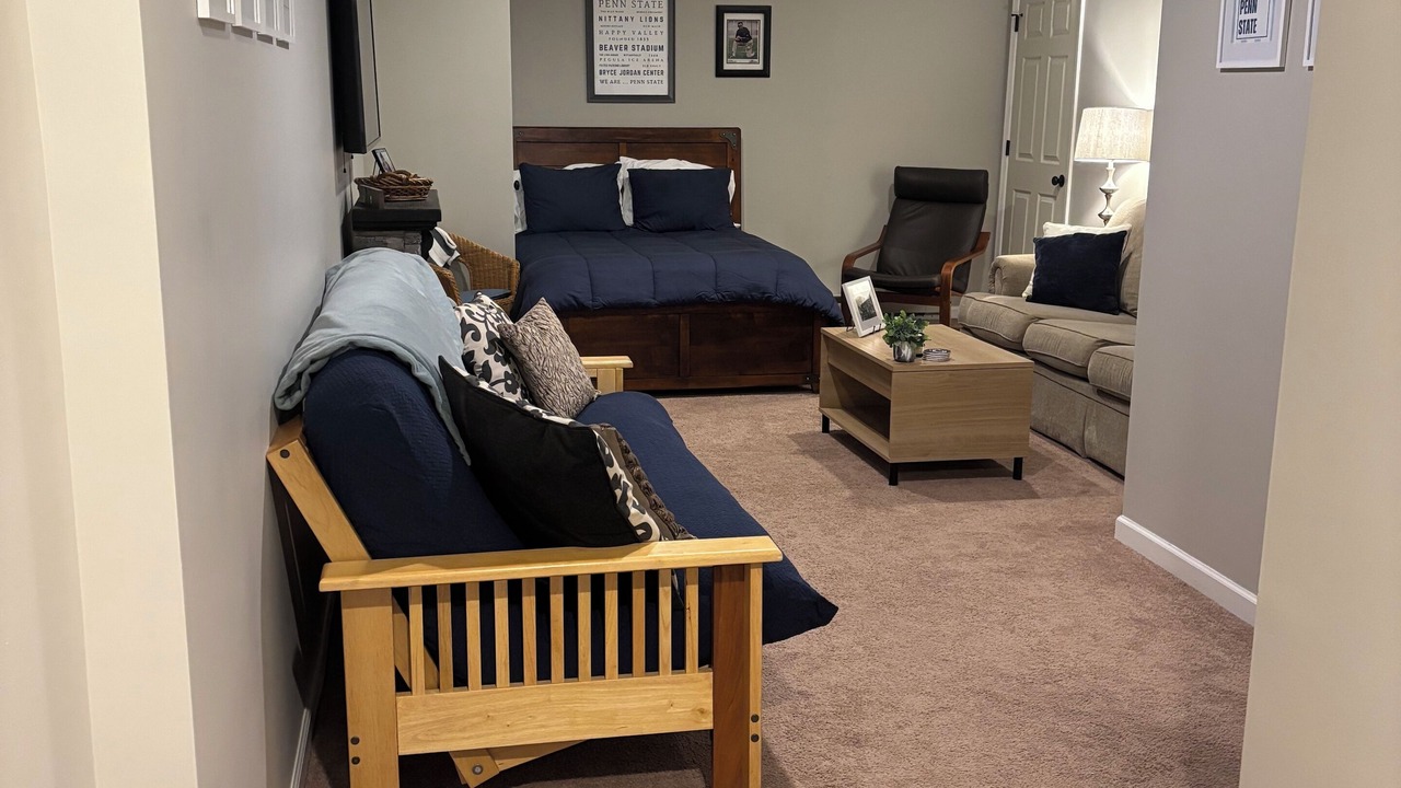 Photo of Bedroom in State College