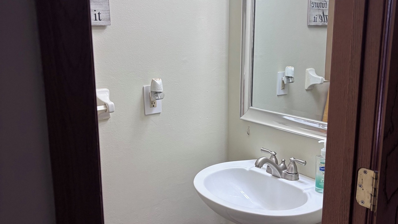 Photo of Bathroom in West Columbus