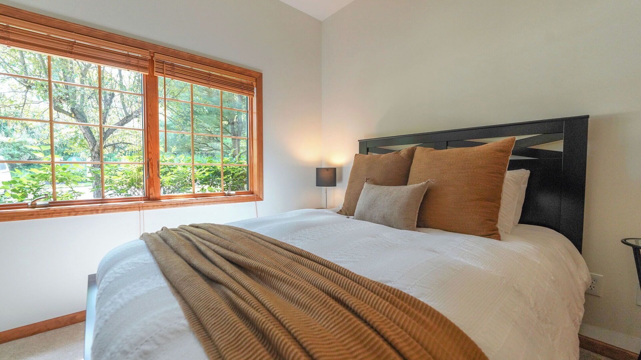 Photo of Bedroom in Ellicottville