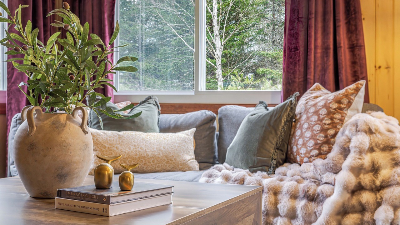 Photo of Livingroom in Mount Desert