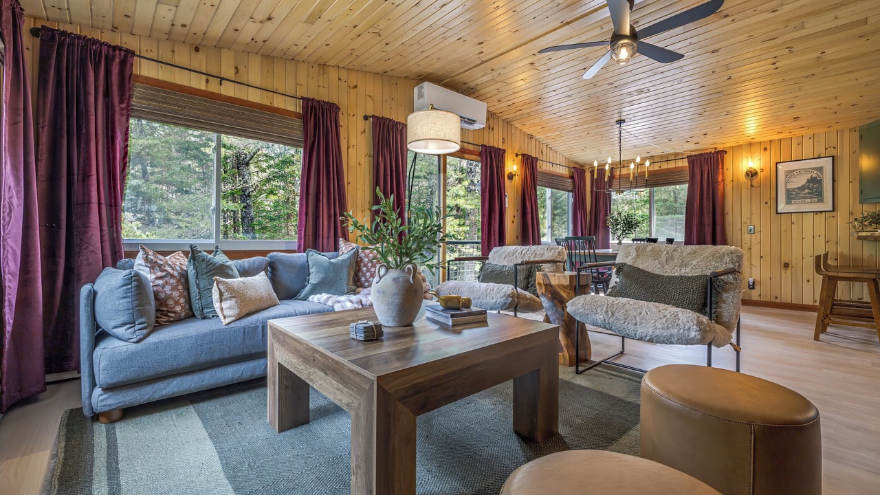 Photo of Livingroom in Mount Desert