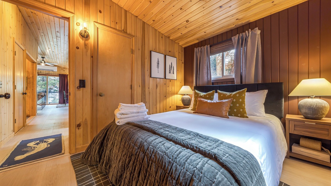 Photo of Bedroom in Mount Desert