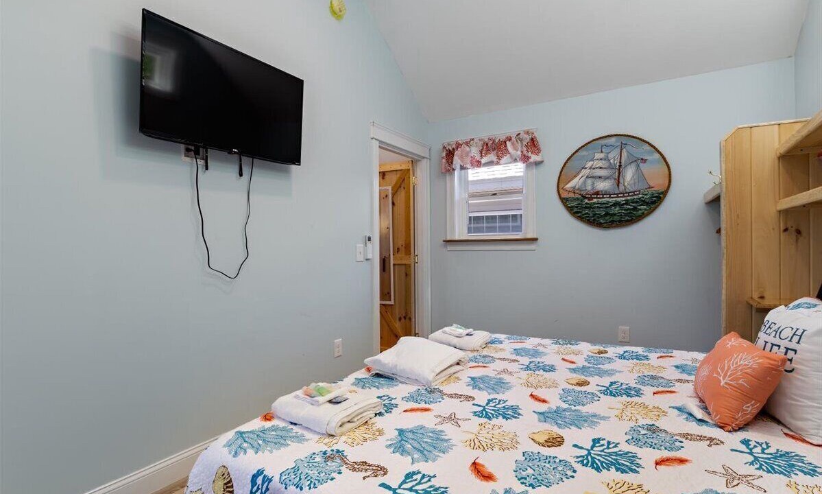 Photo of Bedroom in Old Orchard Beach