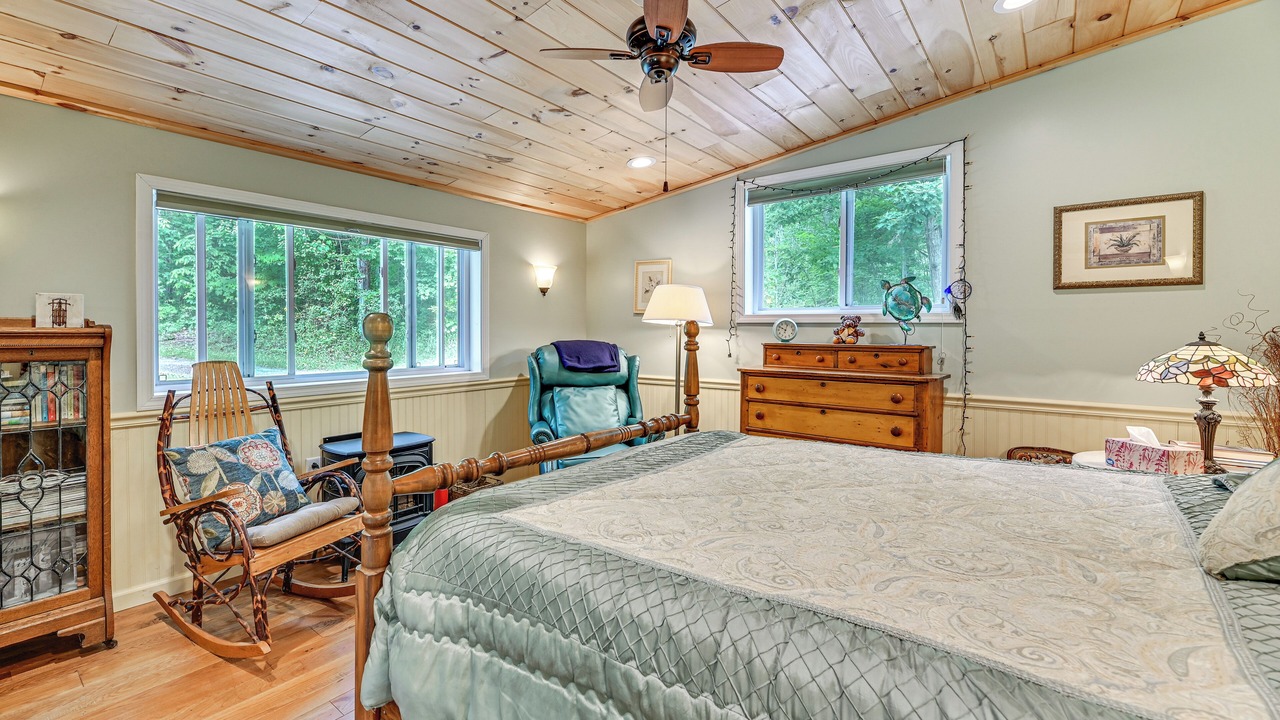 Photo of Bedroom in Dansville