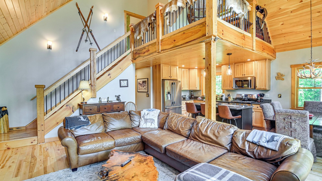 Photo of Livingroom in Bethel