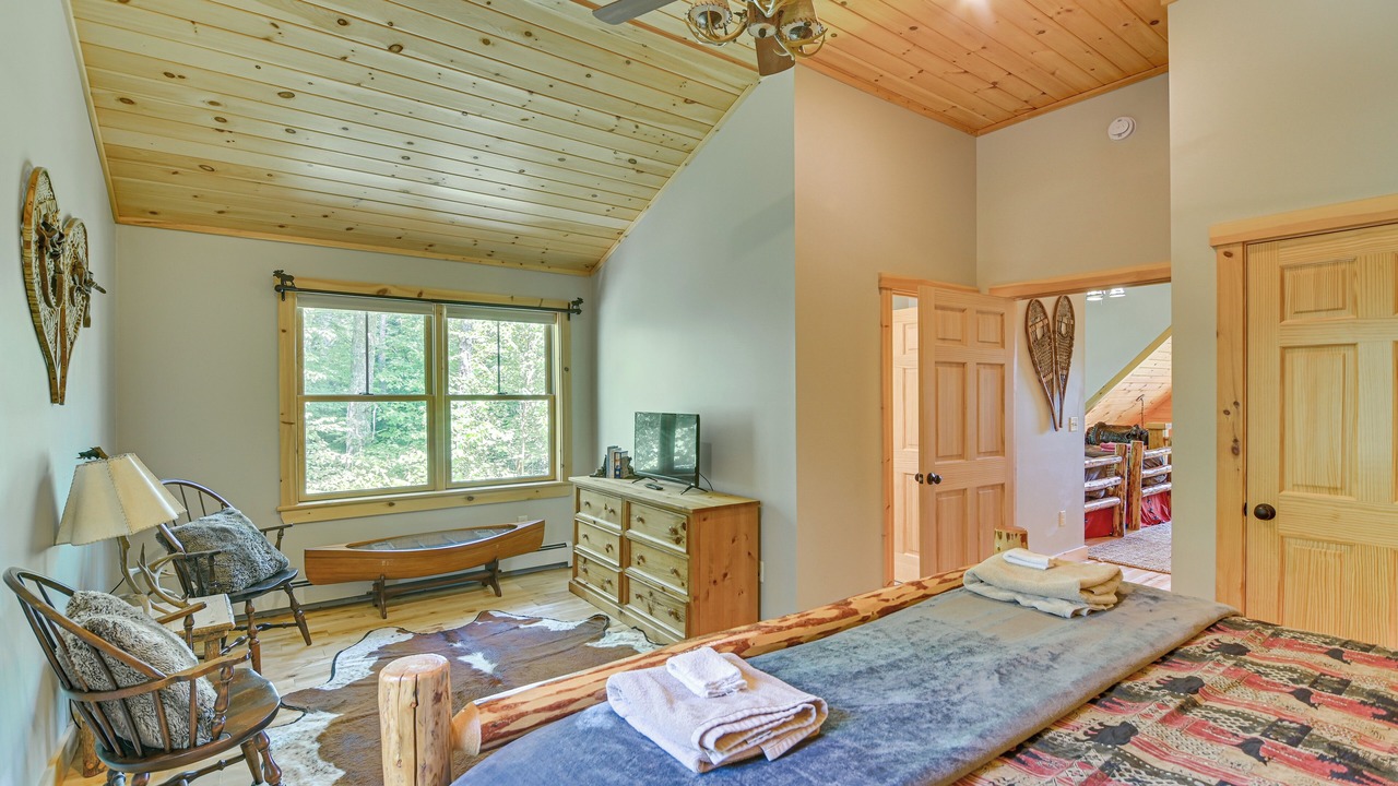 Photo of Bedroom in Bethel