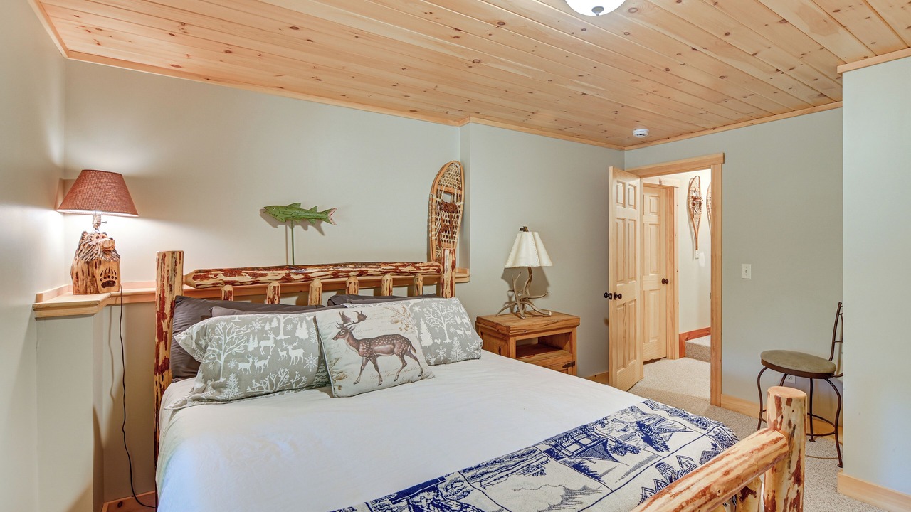 Photo of Bedroom in Bethel