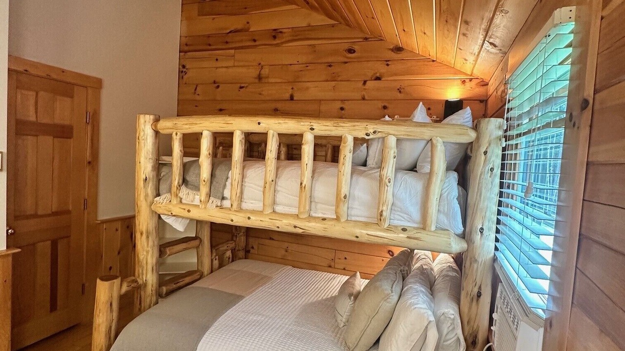 Photo of Bedroom in Rangeley