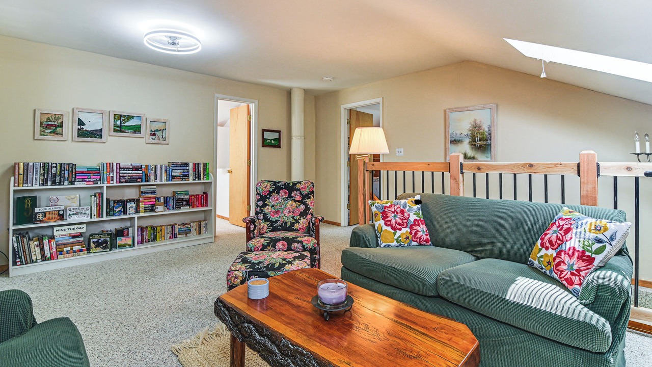 Photo of Bedroom in Oquossoc