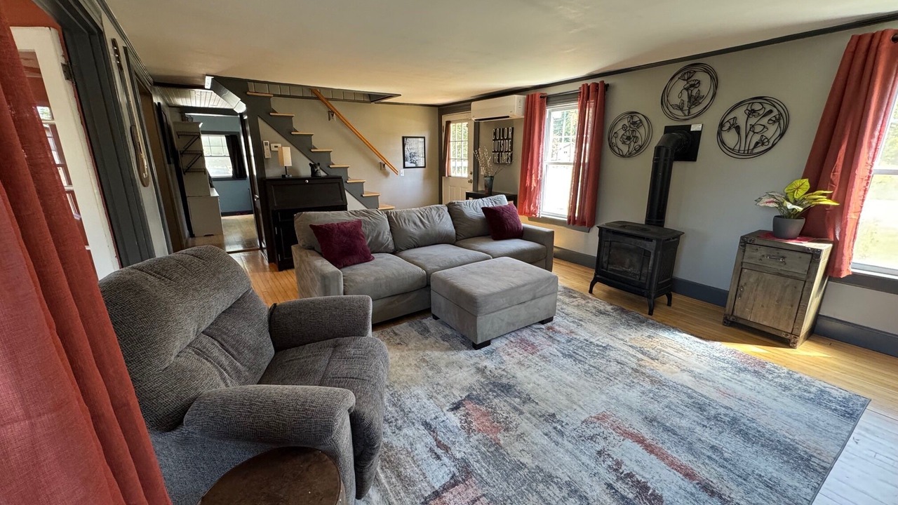 Photo of Livingroom in Brewer