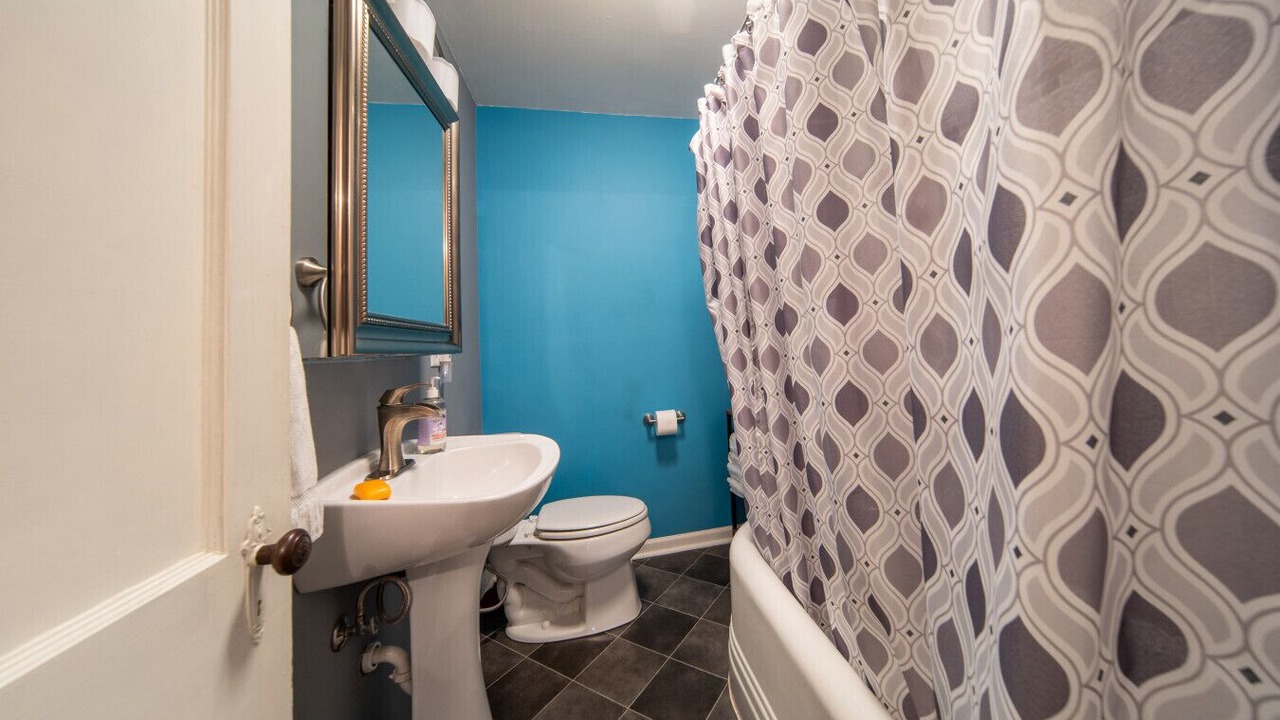 Photo of Bathroom in Novelty