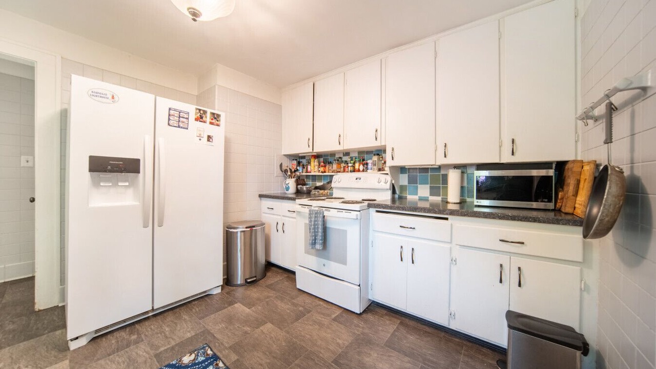 Photo of Kitchen in Novelty