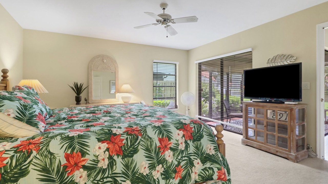 Photo of Bedroom in Naples Park