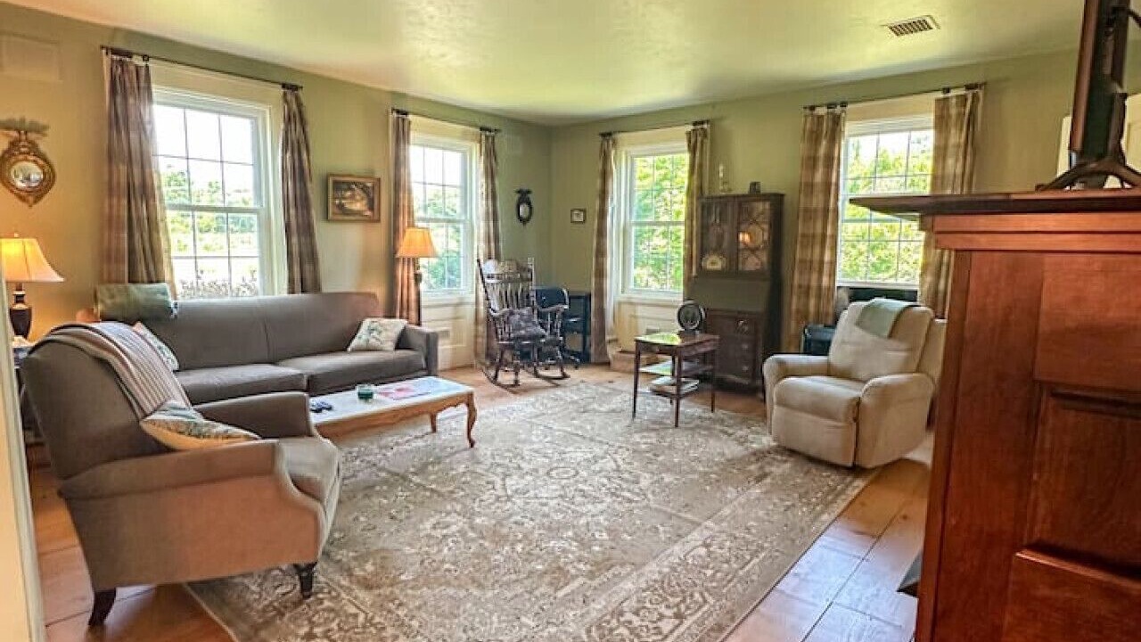 Photo of Livingroom in Prattsburgh