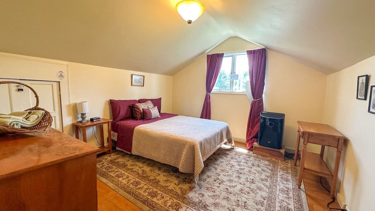 Photo of Bedroom in Prattsburgh