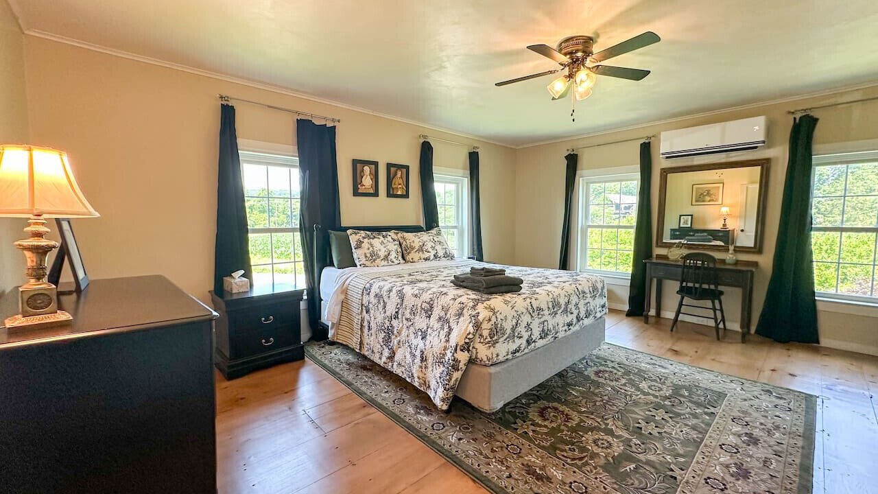 Photo of Bedroom in Prattsburgh