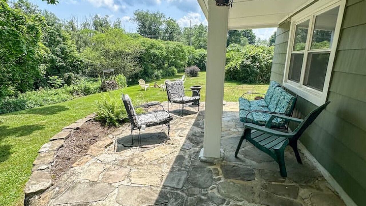 Photo of Patio Balcony in Prattsburgh