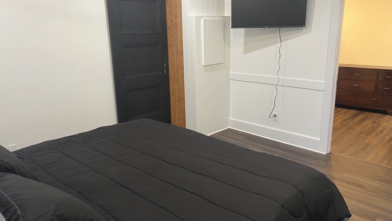 Photo of Bedroom in Newark