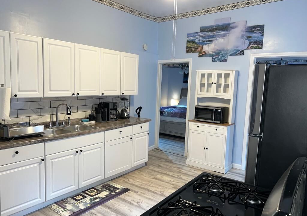 Photo of Kitchen in Front Park