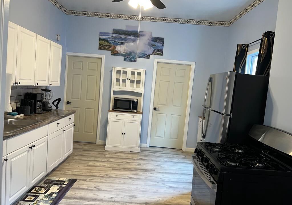 Photo of Kitchen in Front Park