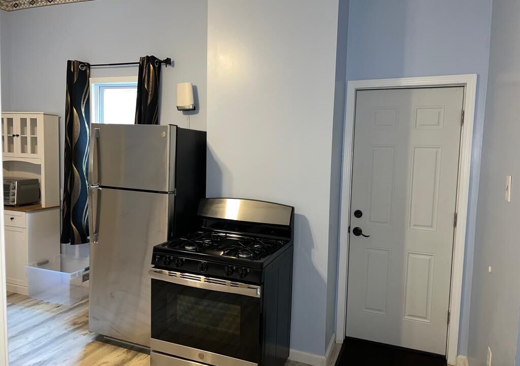 Photo of Kitchen in Front Park