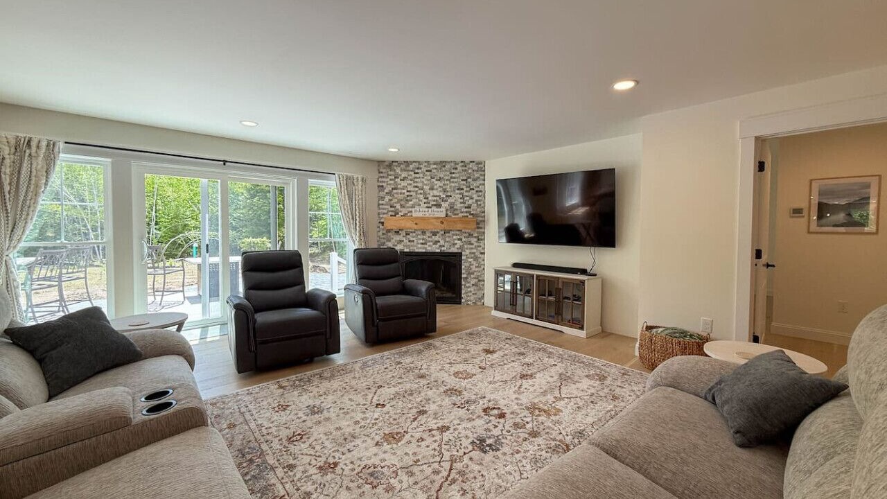 Photo of Livingroom in Center Conway