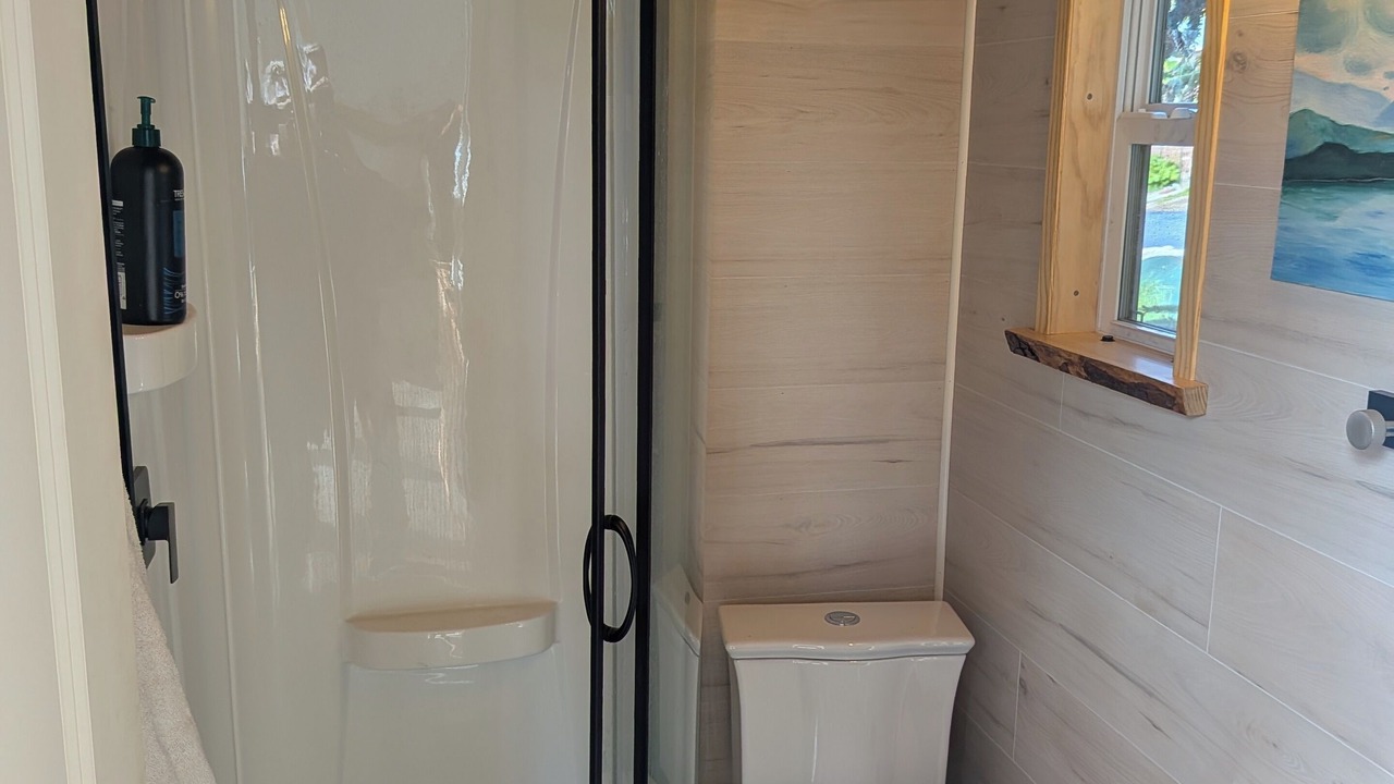 Photo of Bathroom in Homer