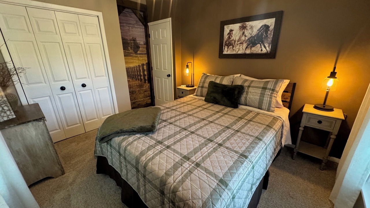 Photo of Bedroom in French Creek