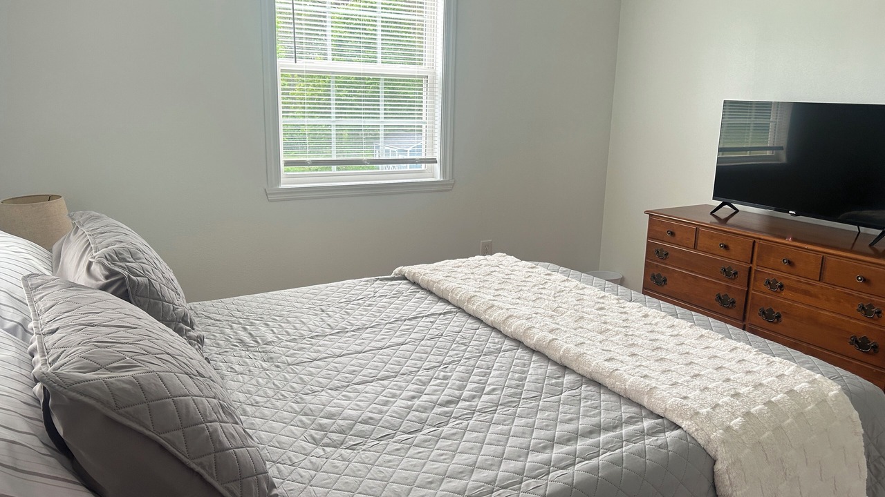 Photo of Bedroom in Cambridge Springs