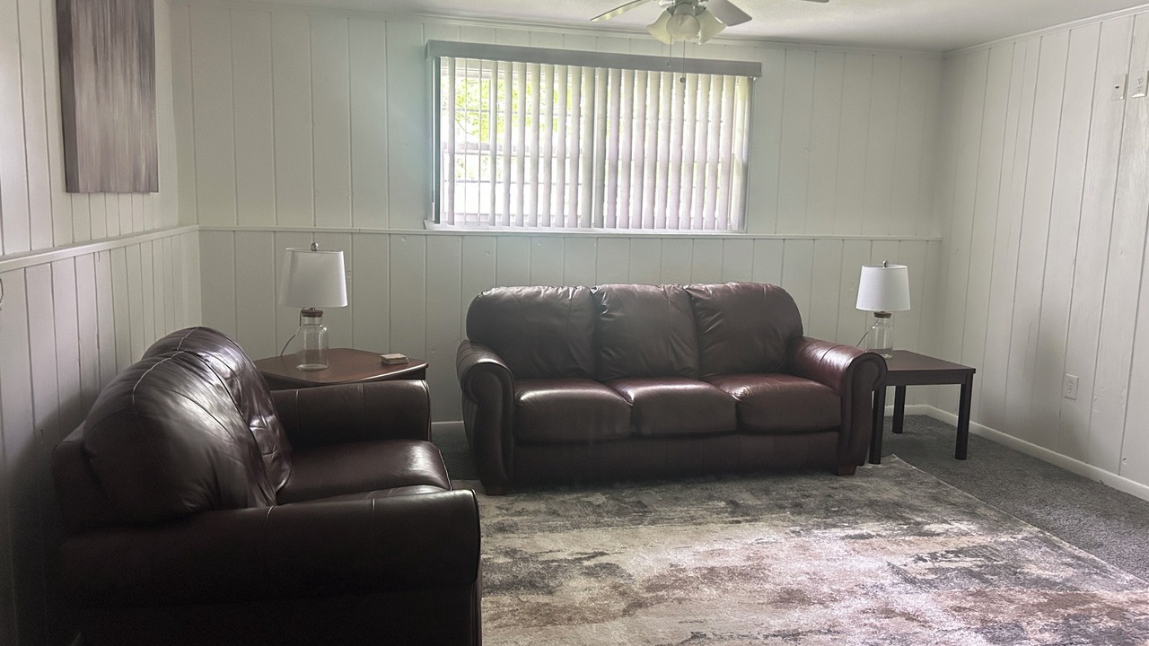 Photo of Livingroom in Cambridge Springs