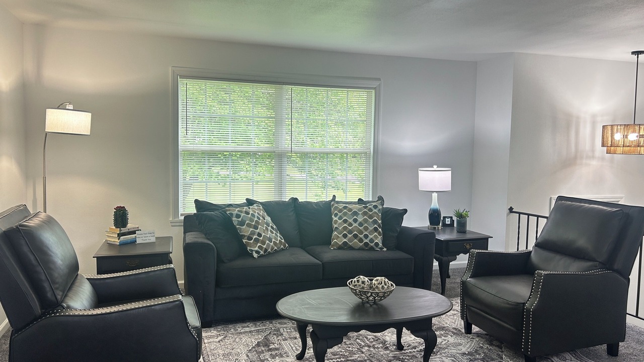 Photo of Livingroom in Cambridge Springs