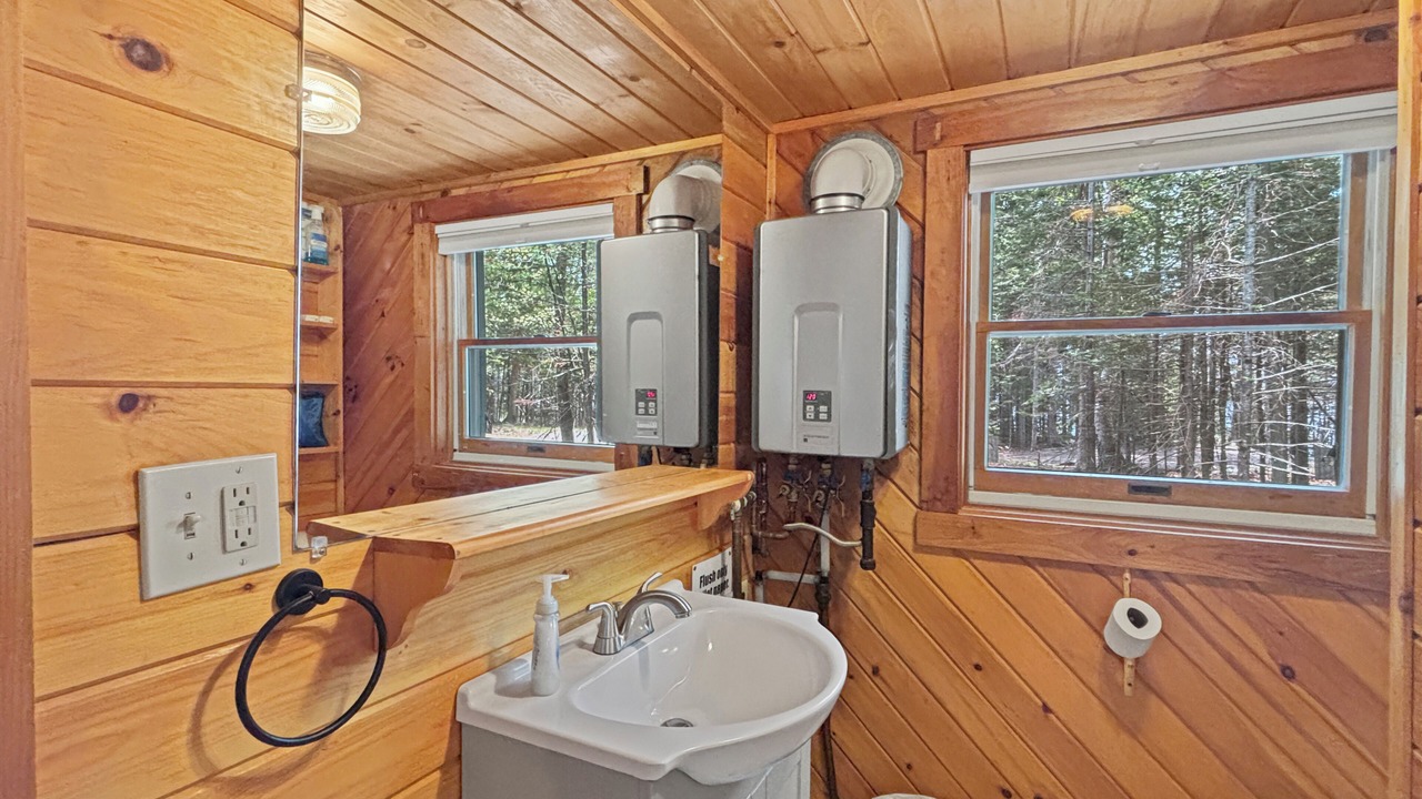 Photo of Bathroom in Rockwood