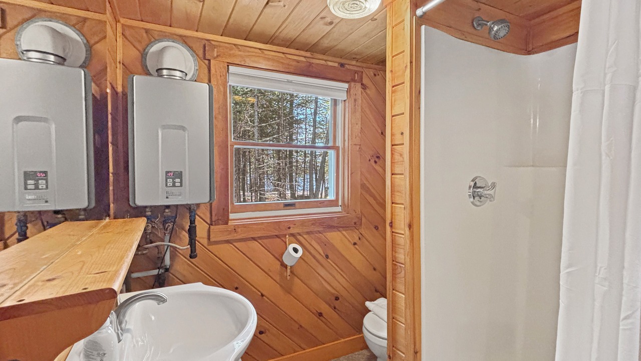 Photo of Bathroom in Rockwood