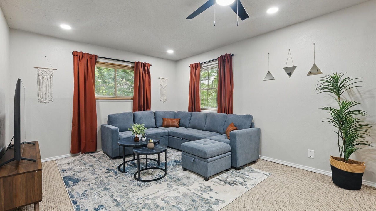 Photo of Bedroom in Garland