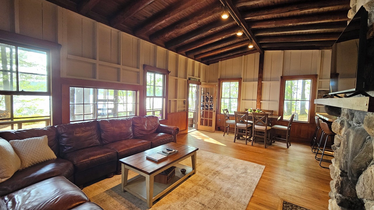 Photo of Livingroom in Harrison