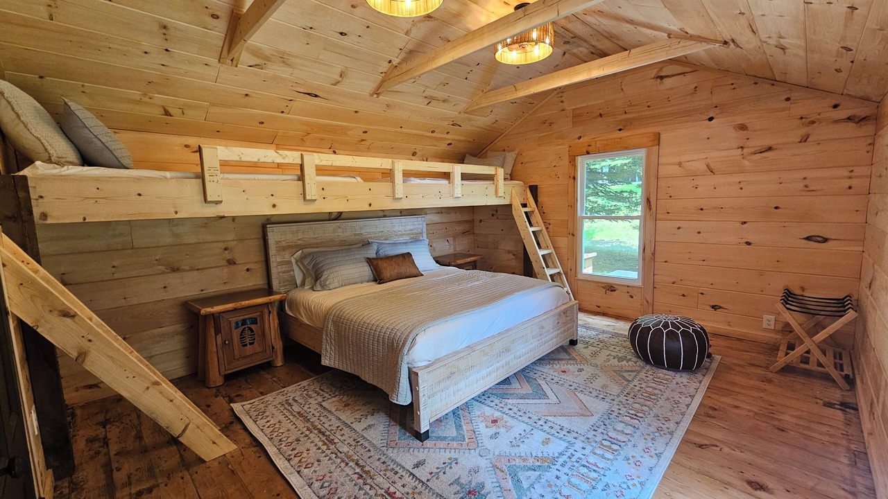 Photo of Bedroom in Harrison