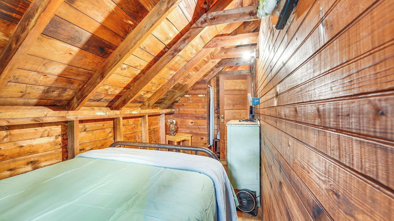 Photo of Bedroom in Vassalboro