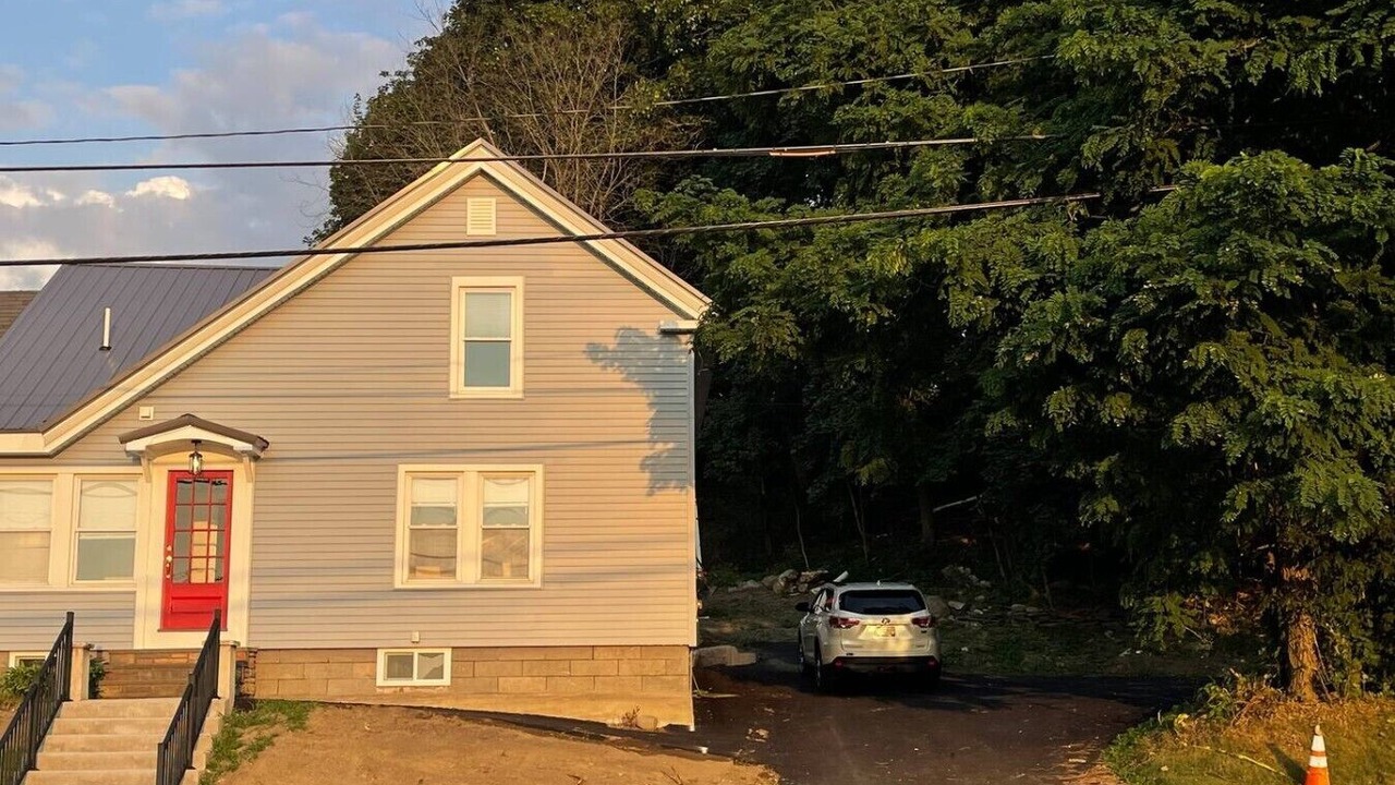 Photo of Outdoor in Costigan
