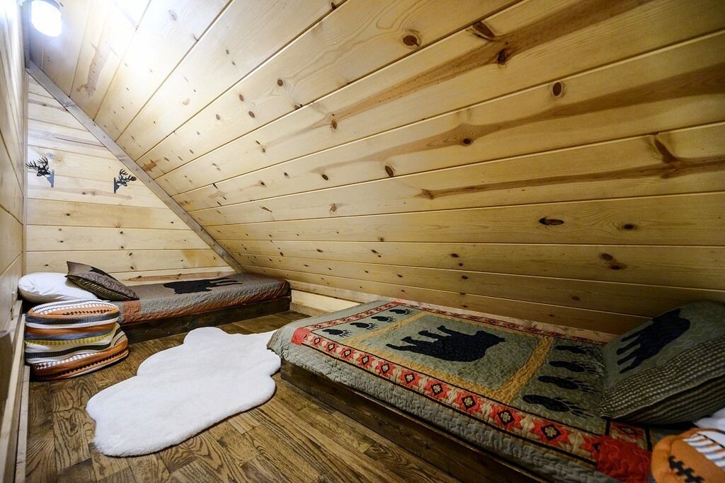 Photo of Bedroom in Hochatown