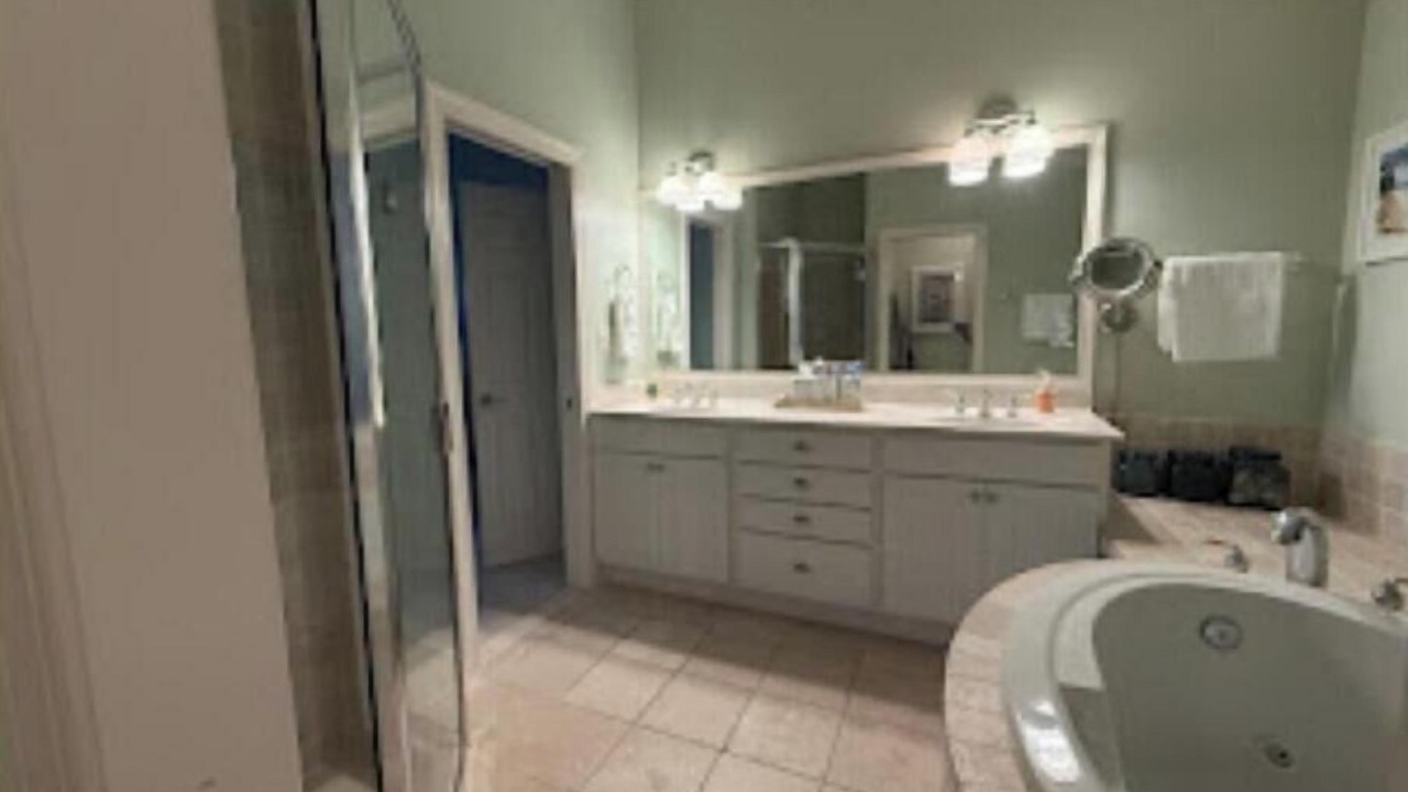 Photo of Bathroom in Fenwick Island
