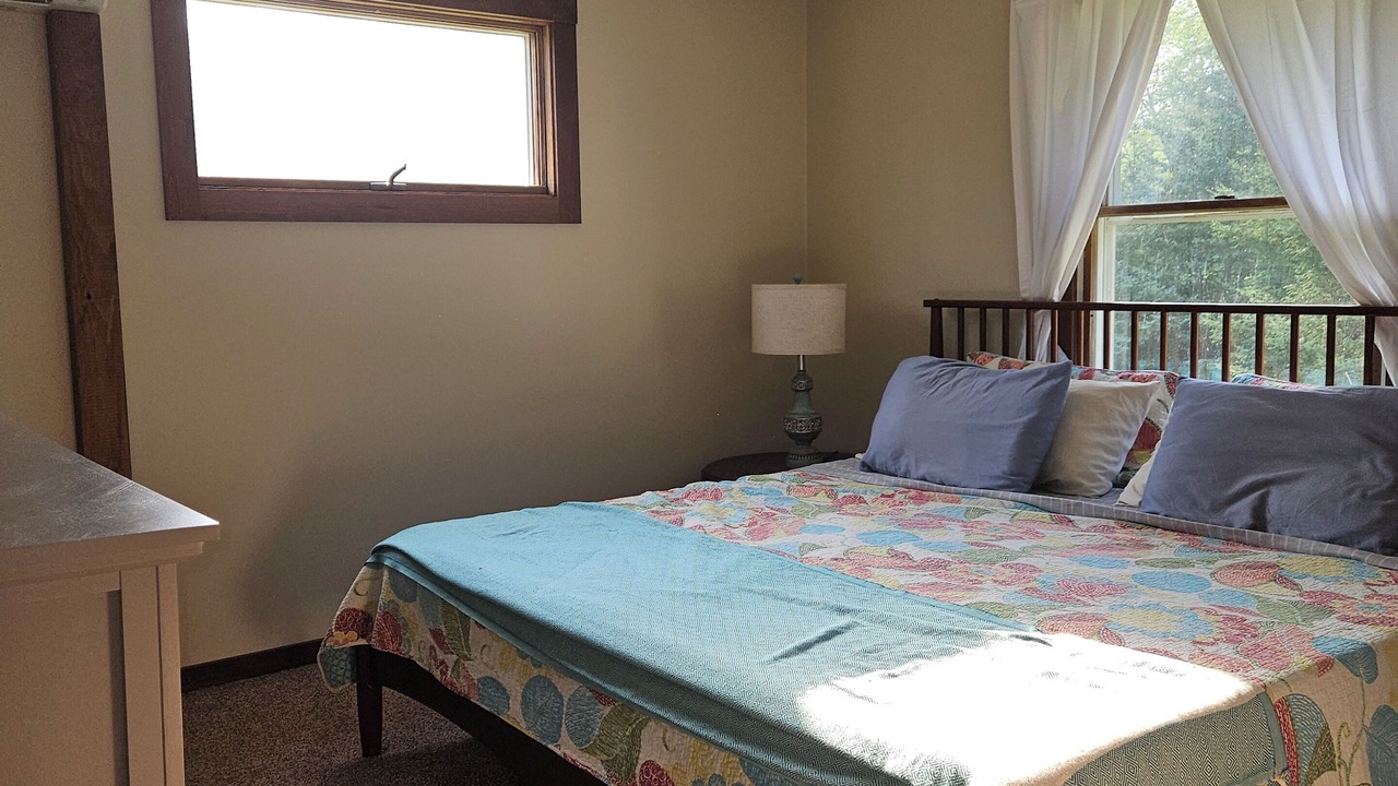 Photo of Bedroom in Pemaquid Beach