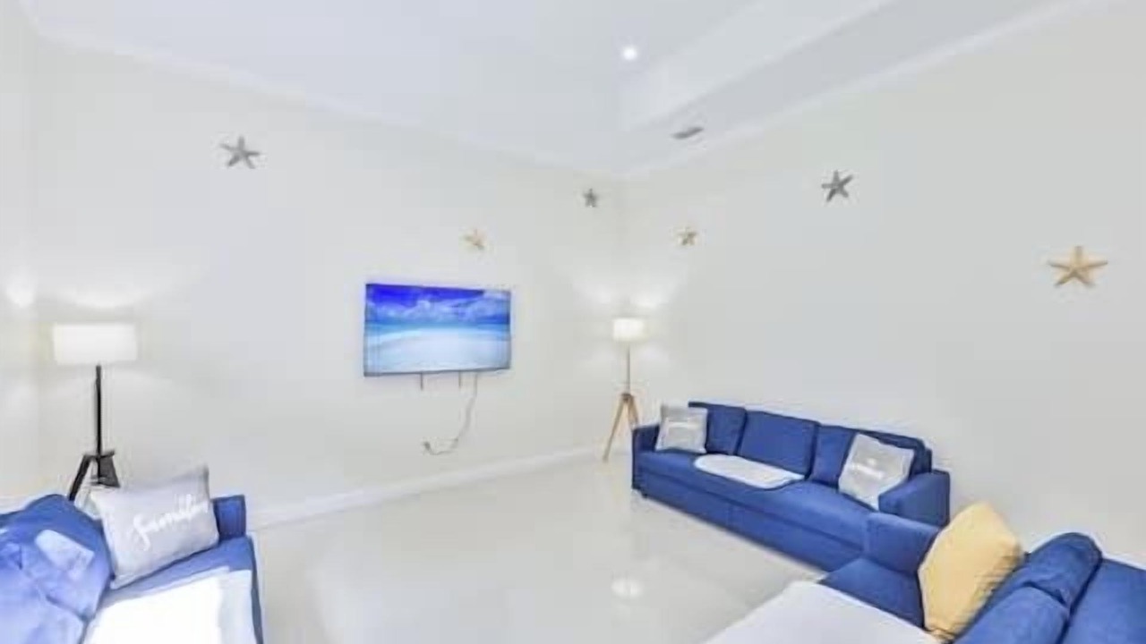 Photo of Livingroom in Davie