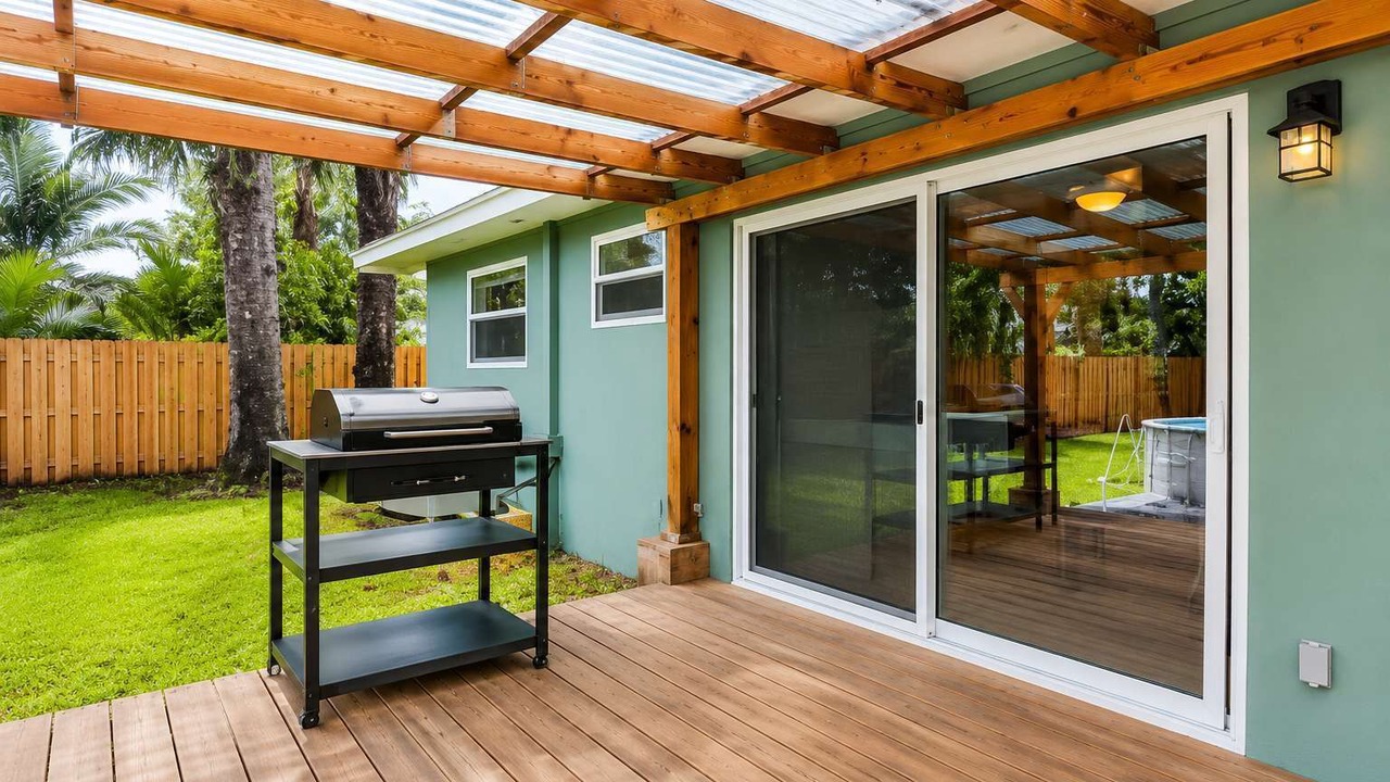 Photo of Patio Balcony in Edgewood