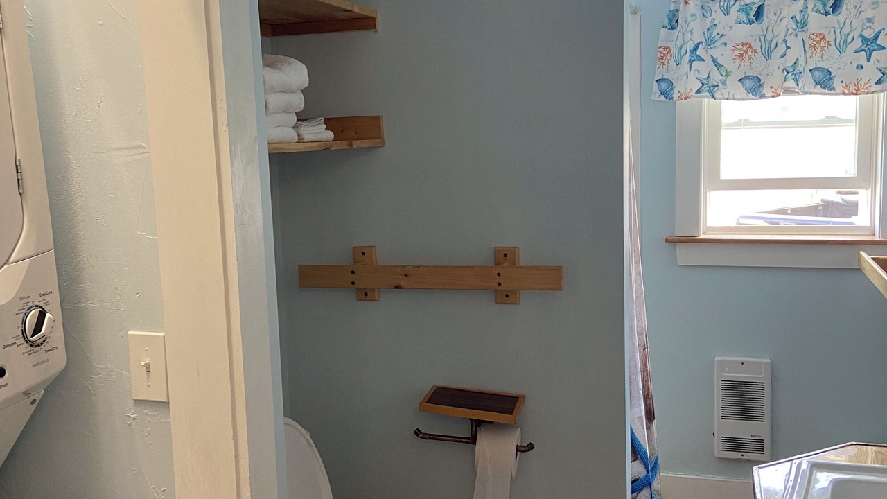 Photo of Bathroom in Old Orchard Beach